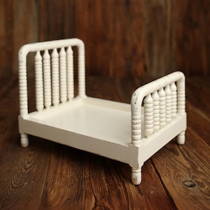 Handcrafted Rustic Wooden Baby Bed - Minimalist Newborn Photography Prop