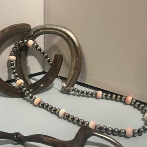Pink Conch Sterling Silver Pearls necklace