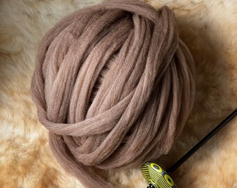 Merino Combed Top. "Astrid".  Next to the skin soft.  (4 OZ.)  Professionally Processed at Zeilinger Wool Co.