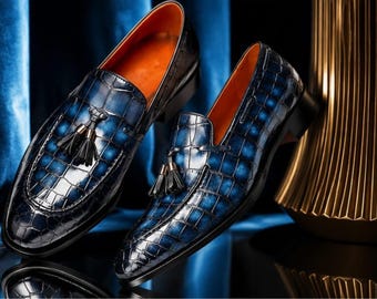 Herren Navy Blau Quaste Loafers | Krokoprägung Leder Slip-On Abendschuhe | Handgemachte Patina Loafers mit Orange Futter