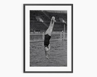 Woman Diving Print Vintage Wall Art Black and White Diving Feminist Poster Girls Bedroom Decor Cool Girl Printable Wall Art Digital Download
