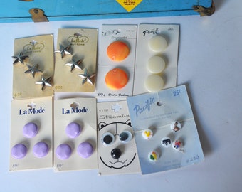 Vintage Button Collection - Various Brands - Streamline, La Mode, Pacific, and BGE Originals - Retro Button Cards