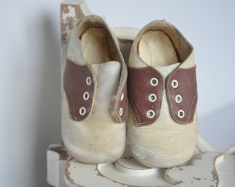 Vintage Infant Saddle Shoes - Collectible Baby Shoes - Retro Baby Gear