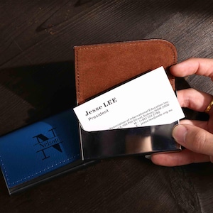 Tarjetero personalizado con grabado personalizado, tarjetero, billetera de cuero, billetera con monograma, estuche para tarjetas de presentación, regalo de empresa.