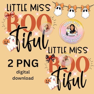 Puede incluir: Gráfico de descarga digital con el texto "LITTLE MISS BOOtiful" en naranja y negro. La imagen incluye un fantasma sosteniendo una calabaza, lazos y una pancarta de fantasmas. También están presentes las palabras "2 PNG" y "descarga digital".