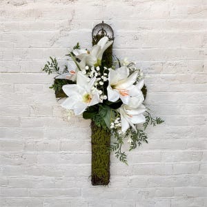 Easter Cross Wreath, Cross Lily Wreath, Religious Door Decor, Front Door Wreath, Flower Wreath, Jesus, Gift, Indoor Easter Decor