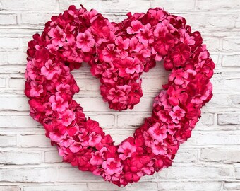 Valentine's Day Heart Shaped Pink Floral Wreath, Indoor Romantic Valentines Decor, Flower Wreath, Valentine's Gift, Spring Flower Wreath