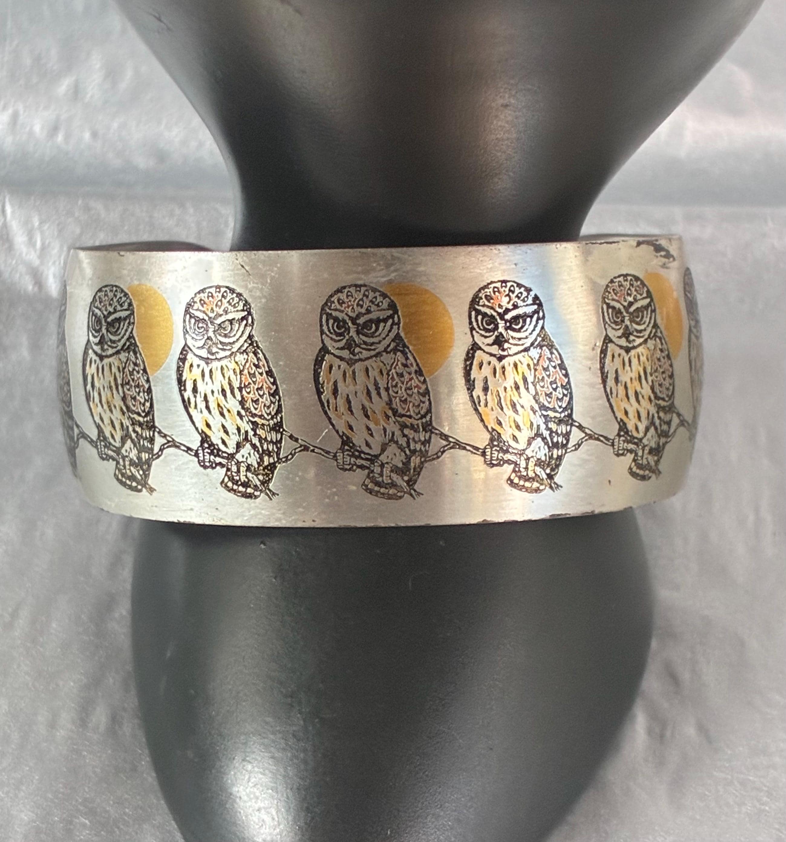 1960s Reed and Barton &ldquo;Damascene&rdquo; Owl and Moon Silver Tone Chunky Cuff Bracelet 7.5&rdqu