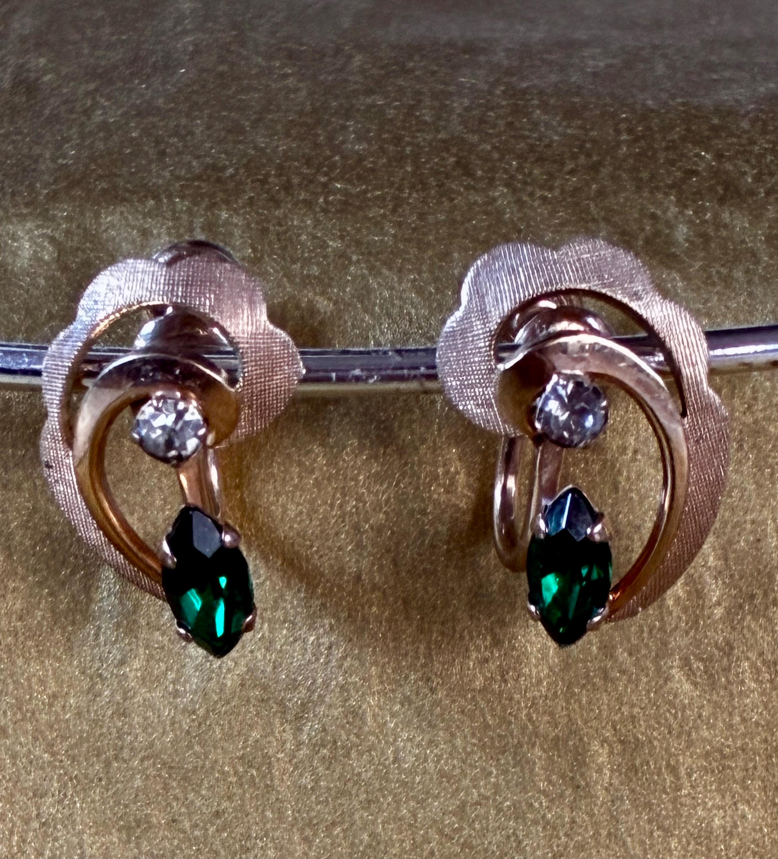 Boucles D'oreilles Vintage Or Rempli - Fixation à Vis - Couleurs Rose Et Crème - 5/8" X 3/8"