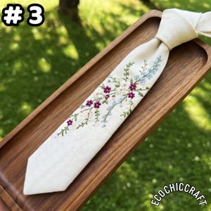Hand Embroidered Wildflower Wedding Tie, Delicate Floral Linen Groom Cravat, Fine Floral Sprig Necktie, Groomsmen Gift, Spring Garden Tie