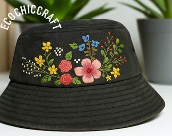 ? Vintage Y2K Floral Tapestry Bucket Hat Made in Japan Vintage Floral Tapestry Bucket Hat, Rose Jacquard  main image 2