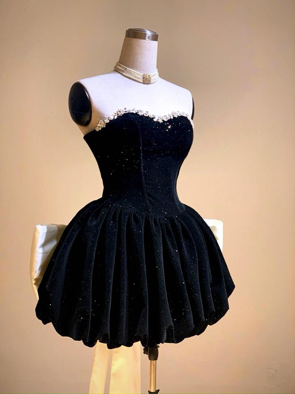 BLACK VELVET MINI DRESS