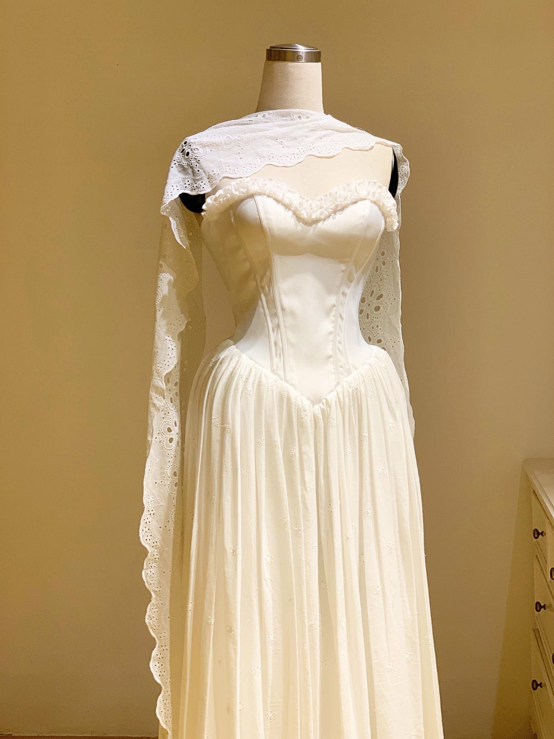 Vintage Corset Wedding Dress / Floral Wedding Dress / Garden Wedding ...