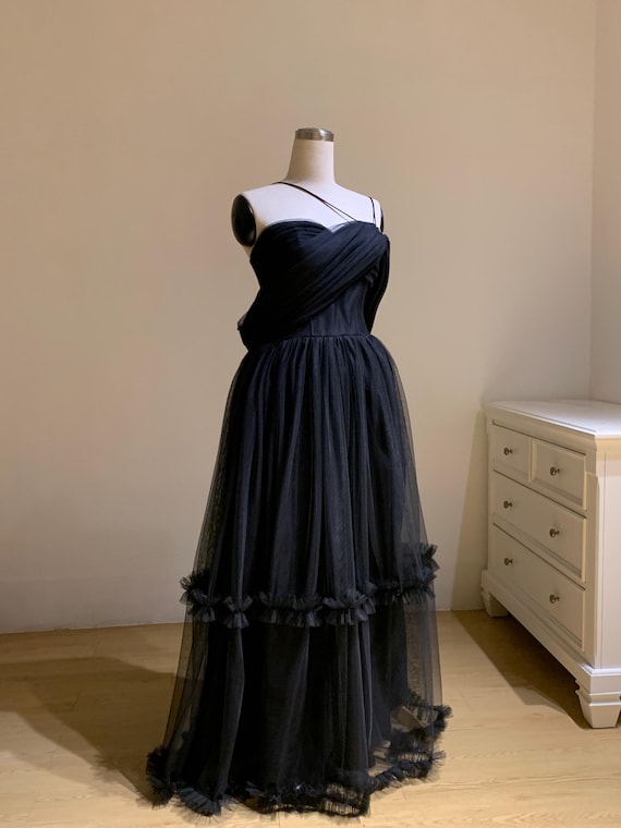 Black Corset Gown / Corset Prom Dress / Wedding Guest Dress / Dark Romantic Dress / Graduation Dress