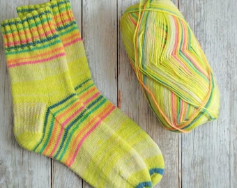 Sock Yarn 4ply Wool Blend Self Striping, Rainbow Gradient Variegated Yarn for Knitting Socks, Colorful Purple Yellow Yarn Gift