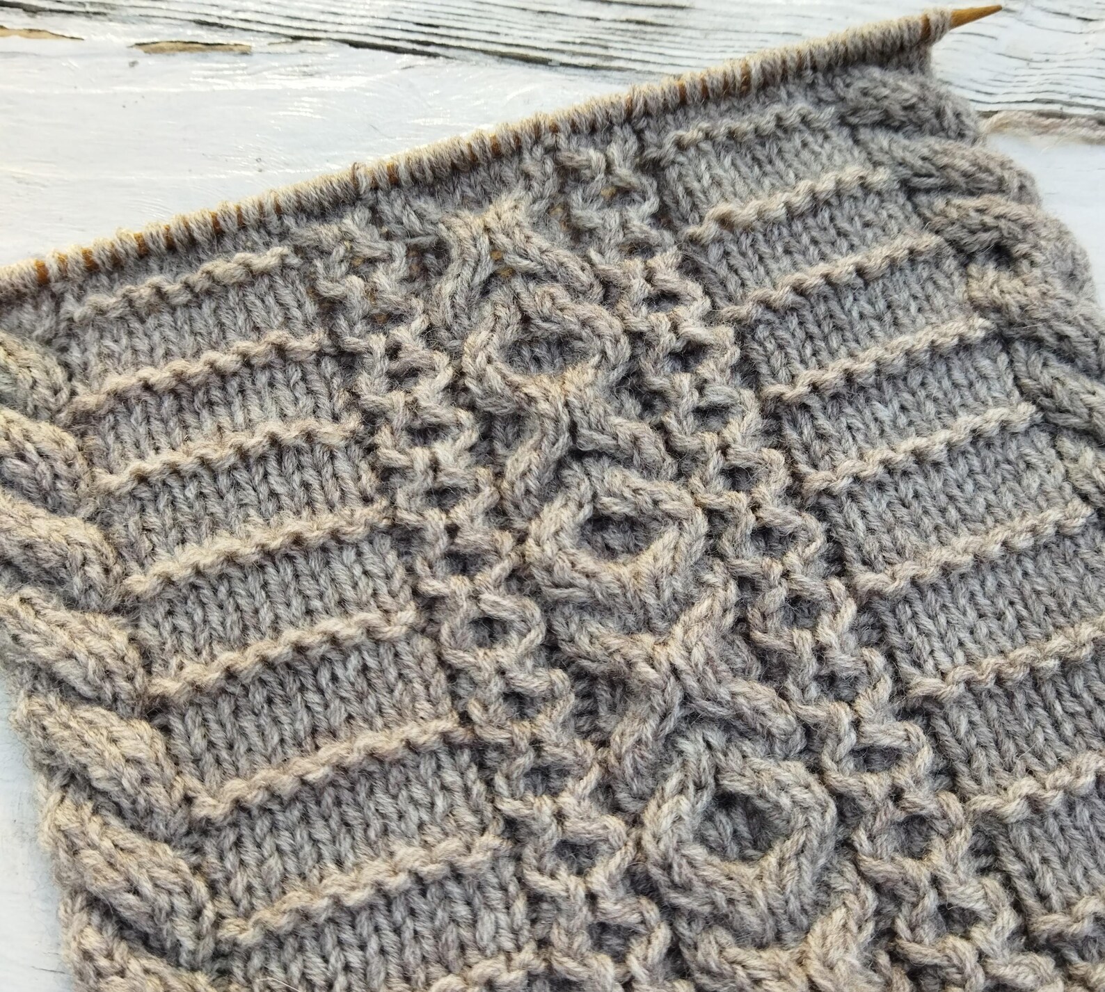 Detailed Knit Pattern PDF, Pattern for a Scarf, Sweater, Fall/winter