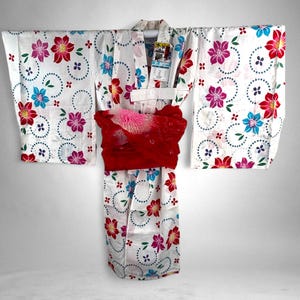 Kids Vintage Japanese Yukata, Yukata Japonaise Vintage Enfant, Colorful Japanese Floral Print, Red Obi, Made in Japan, CYG2068-A