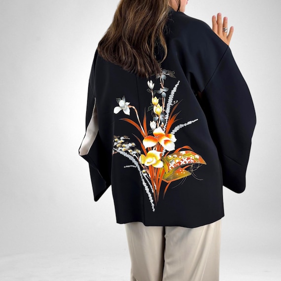 Japanese Kimono Haori Jacket, Black Haori With Vibrant Japanese Kimono Haori Jacket, Black Haori With Vibrant
