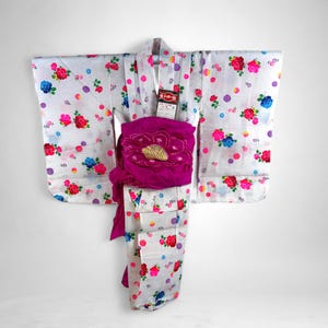 Kids Vintage Japanese Yukata, Yukata Japonaise Vintage Enfant, Floral Print with Dots, Obi Rose Vif, Made in Japan, CYG2046-A