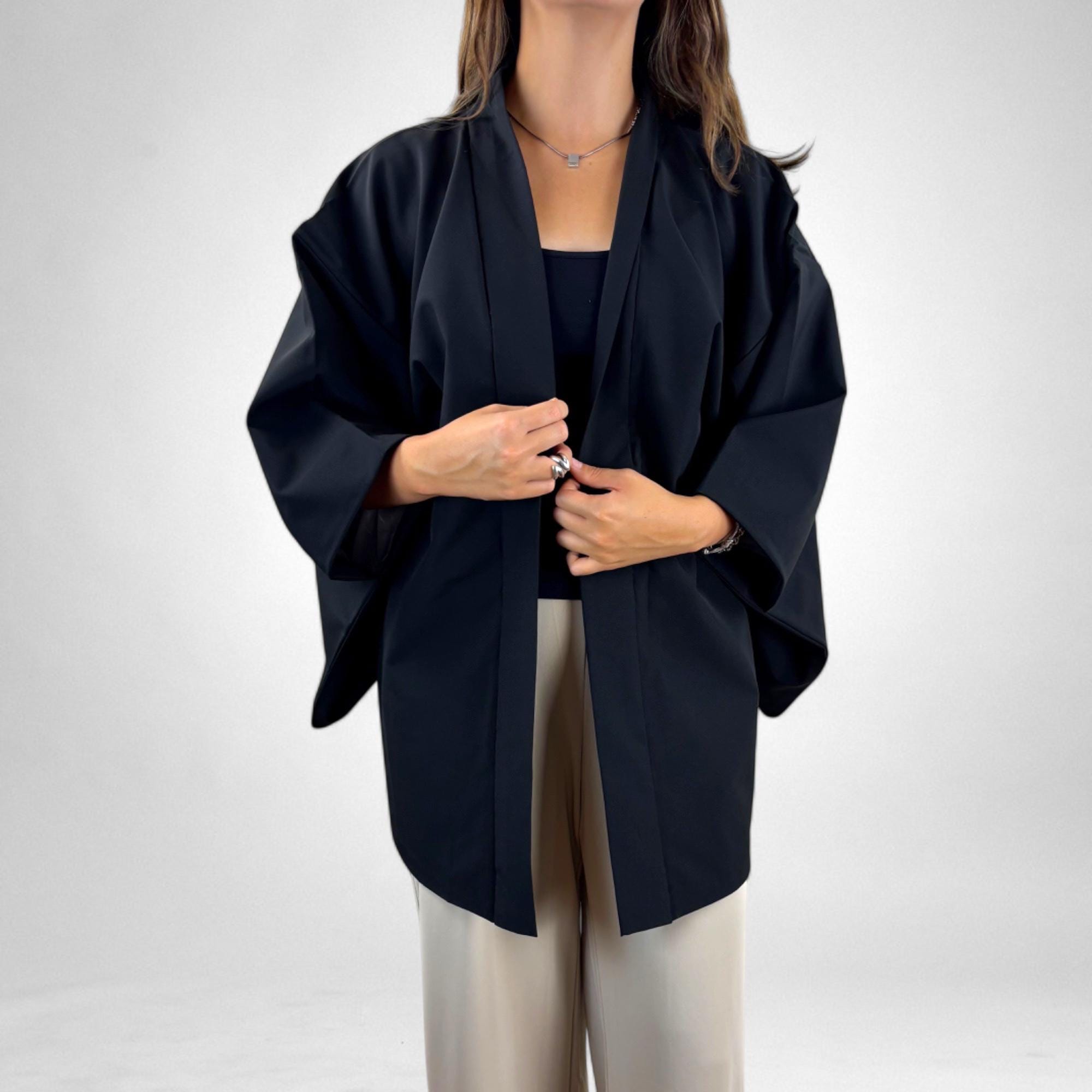 Hasami 17番 黒ジャケット Japanese Kimono Haori Jacket, Black Haori With Vibrant