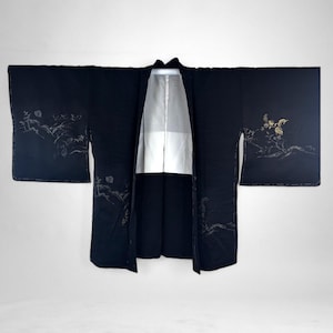 Vintage japanische Kimono-Jacke mit silberner und grüner Lame-Stickerei, Blumen- und Fächermotiv, 1950er - 60er Jahre Seiden Haori, BH2153A