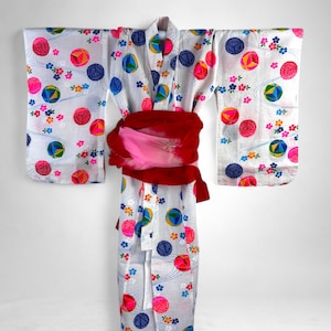 Kids Vintage Japanese Yukata, Yukata Japonaise Vintage Enfant, Temari Ball & Floral Print, Red Obi, Made in Japan, CYG2050-A
