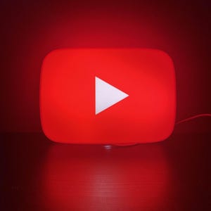 3D Printed YouTube Light Box: LED Desk Decor for Streamers & Gamers