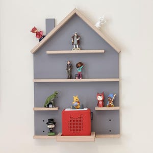 Smudge and Snail House extra large tonies shelf - Mole Grey - Magnetic & Wooden shelf compatible with Tonies Characters and Toniebox