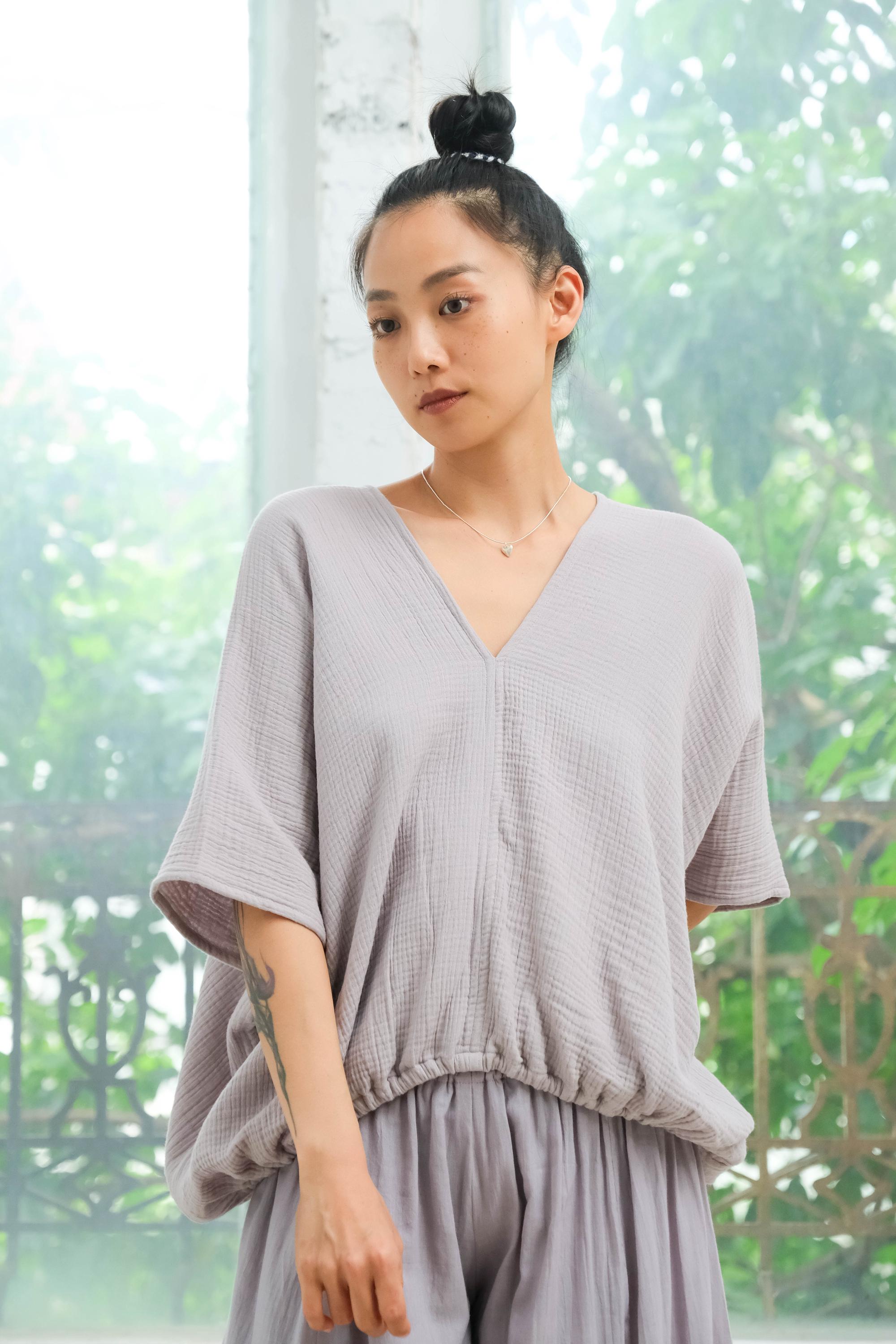 Womens Cotton Linen Shirts Lightweight Gauze Blouse Tops V Neck Casual Loose Summer Beach Vacation Clothes(Black, Small) At Women's Clothing Store