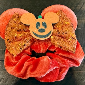 Disney Halloween Scrunchie | Mickey & Minnie Halloween Hair Accessory | Spooky Disney-Themed Scrunchie