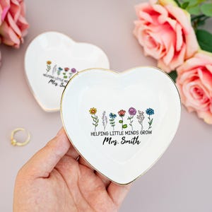 Teacher Personalized Ring Trinket Dish,Custom Helping Little Minds Grow Ring Dish,Thank You Teacher Gifts,Back to School,End of Year Gift