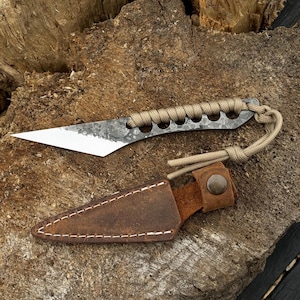 Throwing Knife with Leather Cover – Hand-Forged Unsharpened Carbon Steel Blade & Paracord Wrapped Handle – Boot Knife for Outdoor – Gift Him