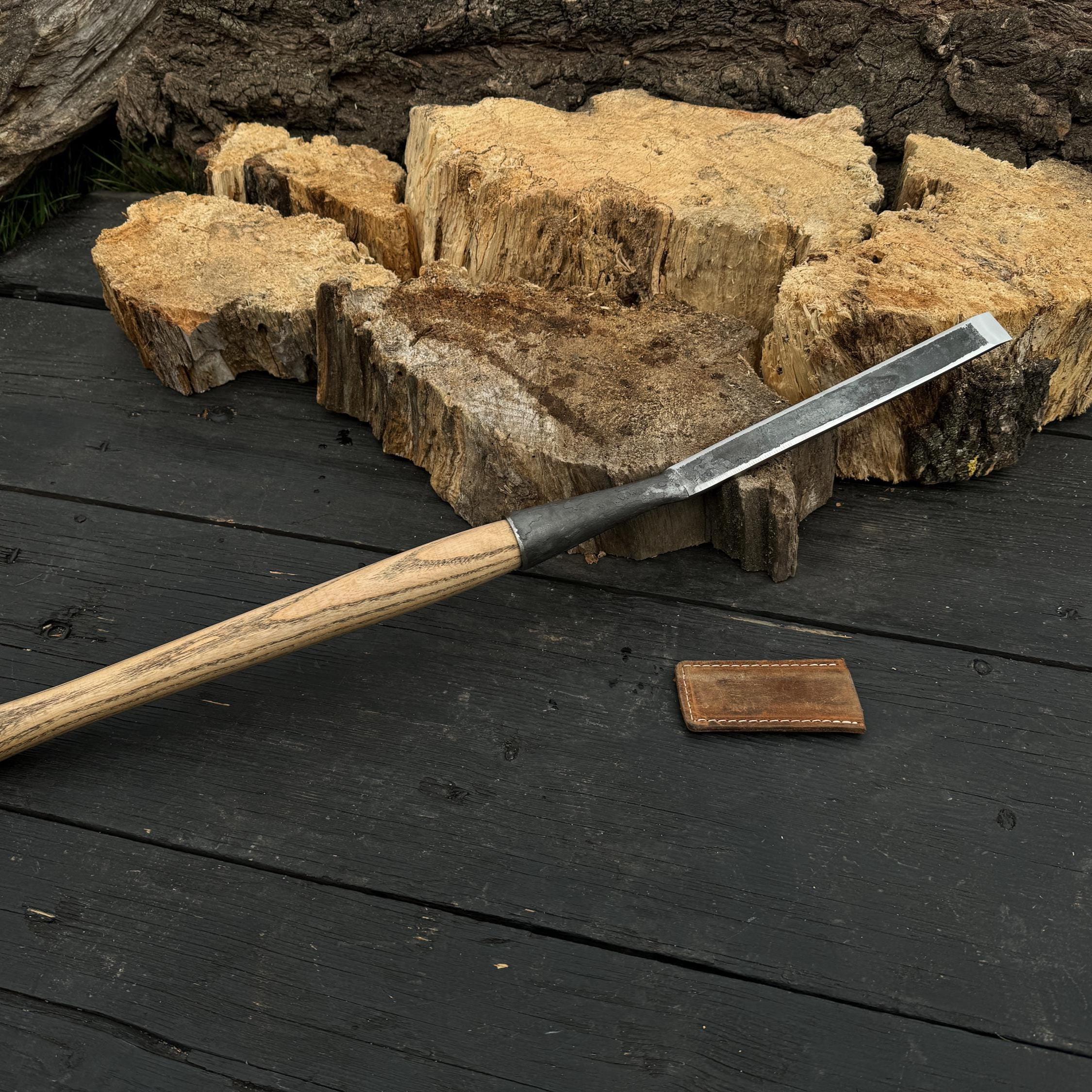 Hand-forged Timber Slick Chisel With Leather Cover – 52100 Carbon Steel ...