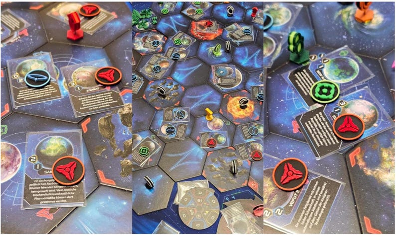 May include: A space-themed board game featuring hexagonal tiles with illustrations of planets, stars, and nebulae. The game includes various plastic player tokens in red, green, blue, and yellow, along with rectangular cards containing German text.
