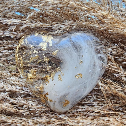 Forme de coeur - Monument commémoratif d'animal de compagnie personnalisé avec la fourrure ou les cendres de votre animal de compagnie - Câlin de poche - Peut ajouter un aimant / urne pour animal de compagnie / crémation / souvenir