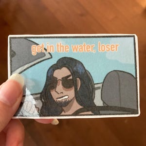 Entre na água, perdedor - Adesivo Poseidon Epic the Musical