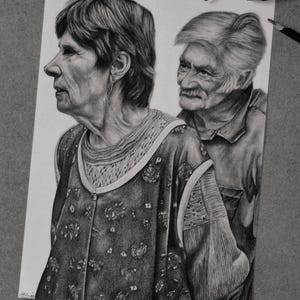 Graphite pencil portrait / Portrait drawing from photo / Custom hand drawn portrait / Unique gift idea for couples, dad, mom, grandparents