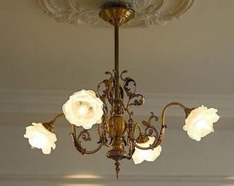 Vintage-Inspried Floral Bronze Chandelier, Classic Lighting for Elegant Spaces, Antique-Inspired Hanging Fixture,Floral Glass Shade Pendant