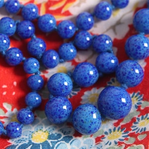 antique 1920s peking glass beads ART DECO flapper era hand knotted blue beaded necklace