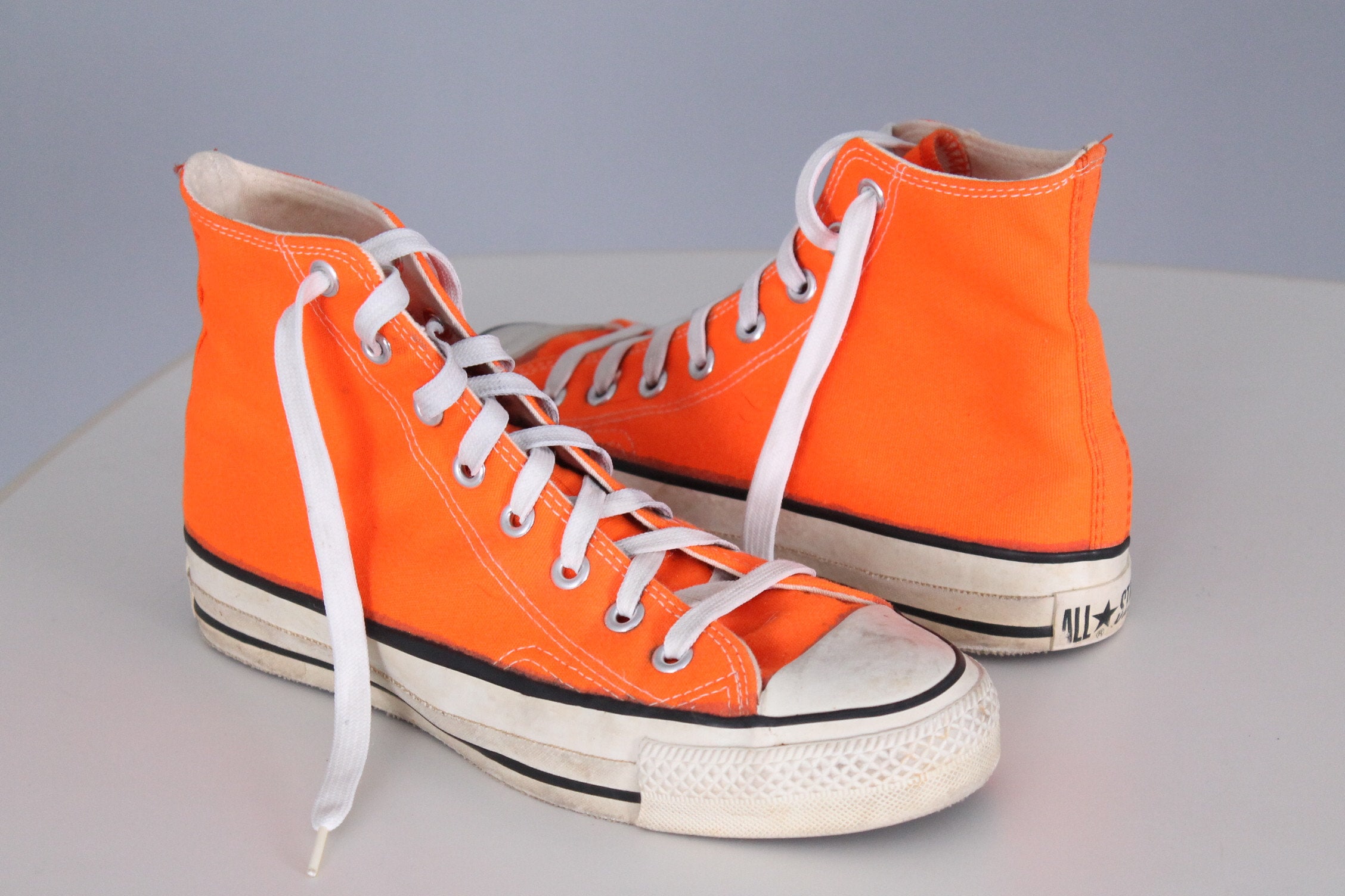Gore tex converse orange hot sale