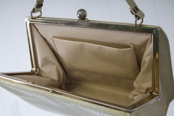 1950s cream alligator kelly hand bag purse emboss… - image 5