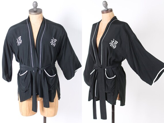 1940s Black + White rayon kimono japanese embroide