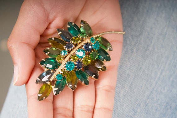 Juliana Rhinestone Brooch Earrings Set Demi Parure vintage D E jewelry 1950s 1960s
