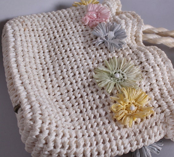 vintage 1960s Magid white + pastel flower tote ba… - image 4