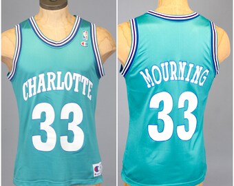 Maillot Alonzo Mourning Charlotte Hornets Dédicacé - Authentifié Schwartz Sports