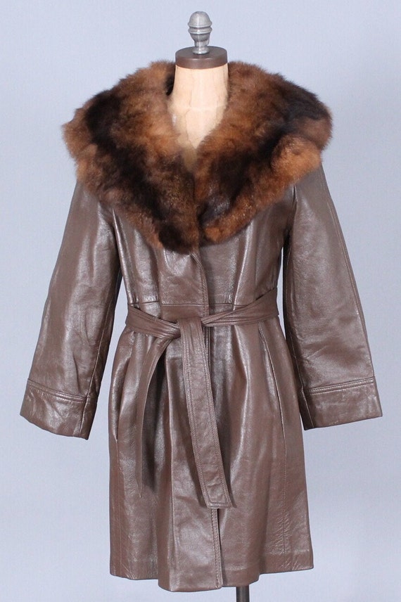 vintage brown leather & plush fur collar trench c… - image 5