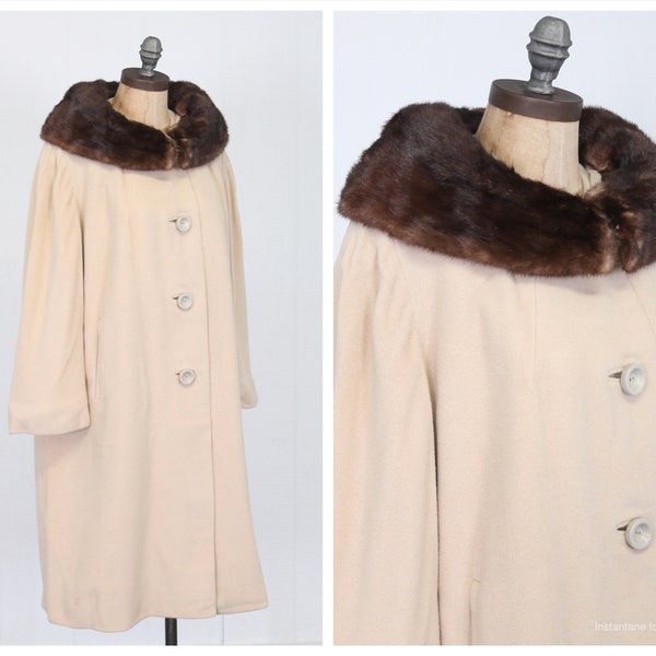 100% Cashmere + mink fur collar trapeze swing coat vintage 1960s Jackie O cream winter jacket large