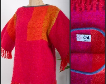 1960s mod mini dress vintage pink + orange color block wool boucle poncho blanket top tunic shirt de Sol inc.