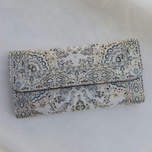 Boho Wallet, Women’s Wallet, Handmade Wallet, FabricWallet, Wallet made with carpet patterns, Bohemian Wallet, Hippie Wallet
