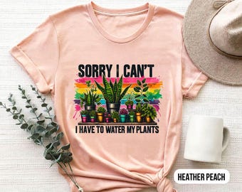 Lo siento, no puedo, tengo que regar mis plantas, camiseta divertida con gráfico de mamá de plantas, regalo retro para amantes de las plantas de interior con arcoíris, top de color melocotón jaspeado